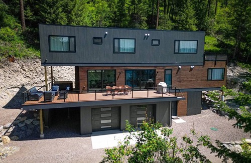 Whitefish House | 230 m² House ∙ 4 bedrooms ∙ 8 guests