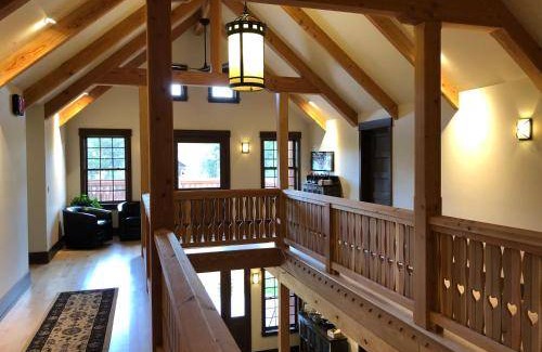 West Glacier Cabin | 38 m² Lodge ∙ 3 bedrooms ∙ 11 guests