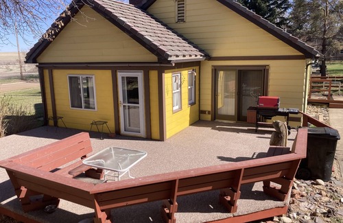 Fort Peck House | 3BDRM Home in Historic Fort Peck, walk to Summer Theatre, Ft. Peck Hotel