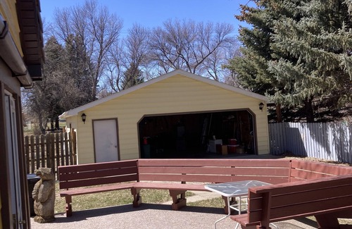 Fort Peck House | 3BDRM Home in Historic Fort Peck, walk to Summer Theatre, Ft. Peck Hotel