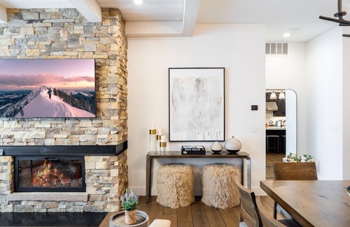 Big Sky House | 9 Wildwood (4-Bedroom Townhouse) with Mountain view by Moonlight Basin Lodging by Moonlight Basin Lodging