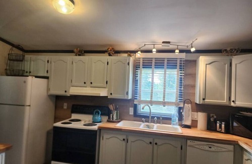 Kalispell House | Animal Village/W/Mountain Views