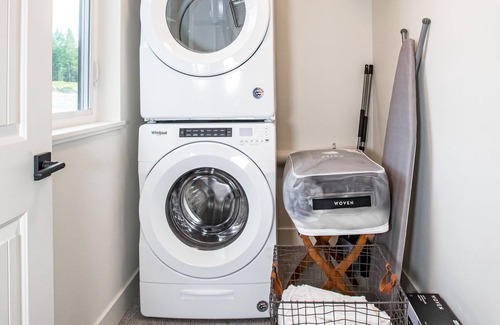 Whitefish House | Beautiful 1BD w/ Loft at The Quarry! Amazing Amenities & close to all the fun