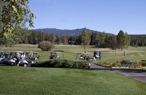 Columbia Falls Apartment | Beautiful 2 bedroom unit at resort, sleeps 8