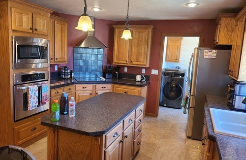 Wolf Point House | Charming 3-bedroom house in marvelous Wolf Point with WiFi, AC