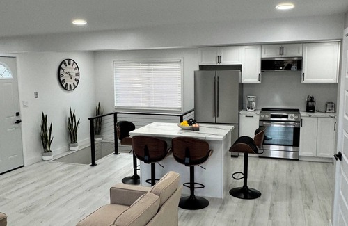 Glasgow House | Charming 3-bedroom house with WiFi, AC in fabulous Glasgow. Completely remodeled