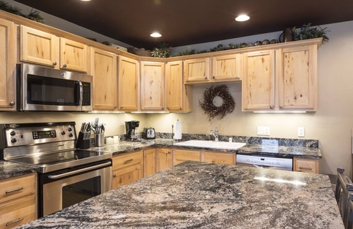 Whitefish Condo | Combined Units for More Space Near the Slopes