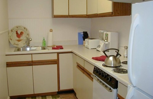 Downtown Bozeman Condo | Cozy home in historic Downtown Bozeman, amazing location - Fish Tales on Main Street!