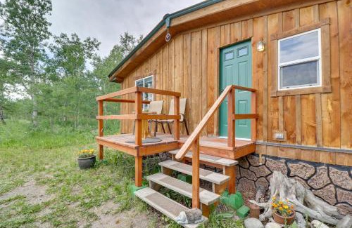 Babb House | Duck Lake Cabin Rental Near Glacier National Park!
