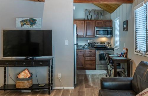 Whitefish Apartment | Escape To Ptarmigan Village 9