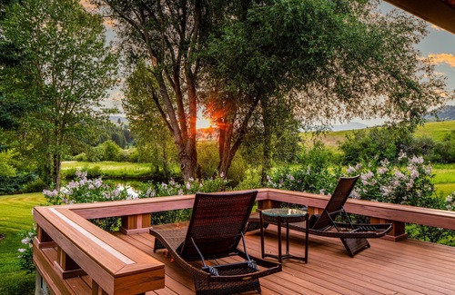 Bozeman House | Green Mountain Ranch - Perfect home for your spring family gathering!