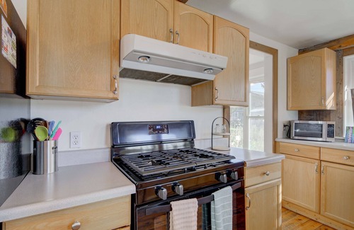 Ennis House | Historic Downtown Ennis Escape