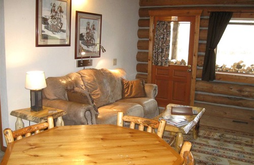 Darby House | House ∙ 2 bedrooms ∙ 4 guests