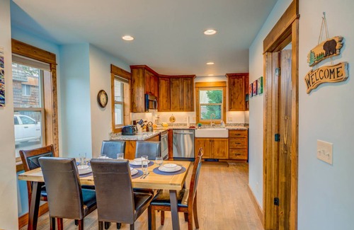 West Yellowstone House | House ∙ 3 bedrooms ∙ 8 guests