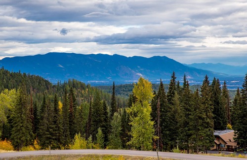 Whitefish Condo | Immaculate condo in the heart of Whitefish Mountain Resort Village -Skiing is just a few steps away