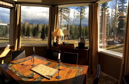 Polebridge Cabin | Lodge ∙ 1 bedroom ∙ 2 guests