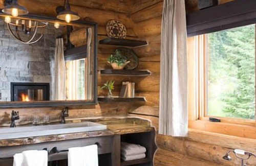 Gallatin Gateway Hotel | Lone Mountain Ranch