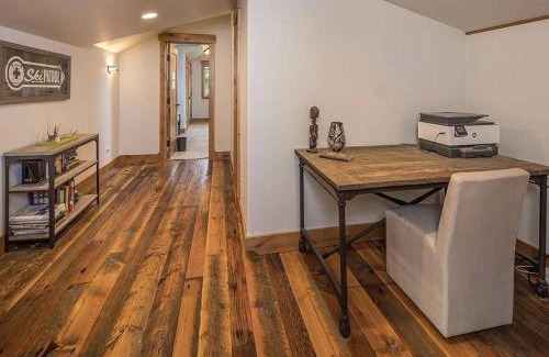 Big Sky Apartment | Luxury Mountain Retreat