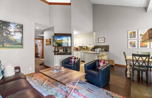 Whitefish Condo | Mountain Harbor Lakehouse Nook | 2 Bed, 2 Bath