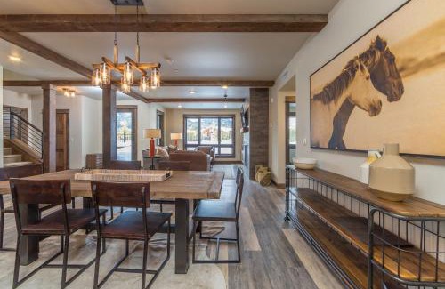 Big Sky House | Mountain Lake Condo - Unit 102B