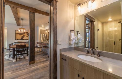 Big Sky House | Mountain Lake Condo - Unit 102B