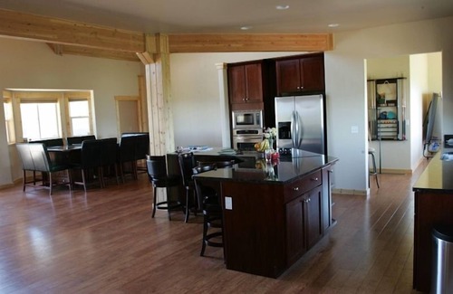 Polson House | Newer home w pool table, ping pong, foosball, gym