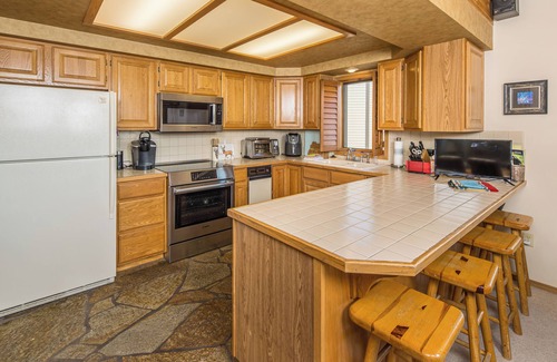 Big Sky House | Private hot tub, ski in/ski out and close to Big Sky Resort