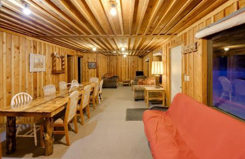 De Borgia House | Quaint DeBorgia Retreat Black Diamond Guest Ranch