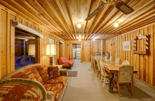 De Borgia House | Quaint DeBorgia Retreat Black Diamond Guest Ranch