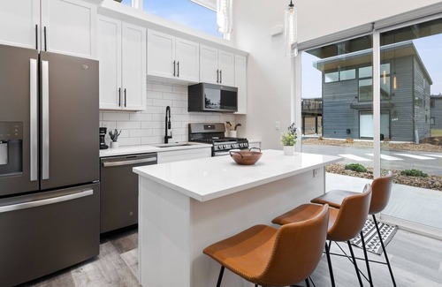Whitefish House | Quarry A28 - Beautiful Pet Friendly 2BD 2BA! Communal hot tub, pool and more!