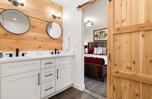 Whitefish House | Quarry A7 - 1BD w/ Loft and 1BA unit! Amazing Communal Amenities!
