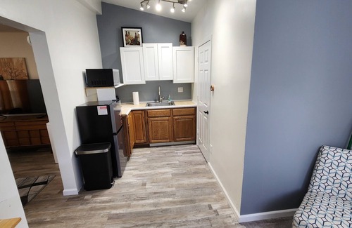 Butte House | Quiet Cozy Tiny House Near Everything