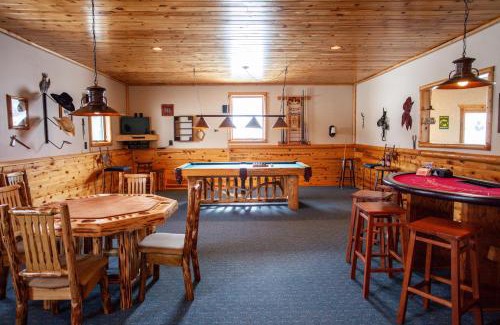 Livingston House | Rancho Deluxe Lodge
