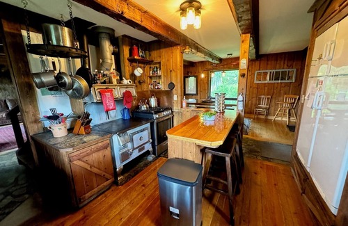 Polebridge House | Red Meadow Lodge: A Wilderness Retreat