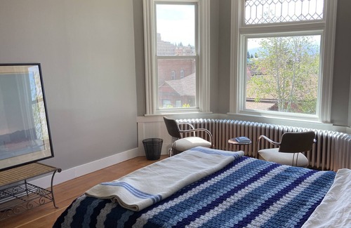 Butte House | Remodeled historic house in Uptown