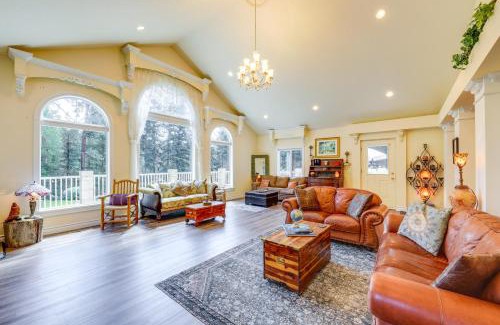 Libby House | Retreat and Event Villa Lake Access
