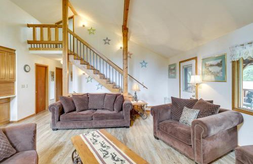 Rexford House | Scenic Kootenai Forest Home with Outdoor Living Area