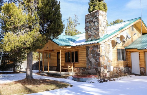 West Yellowstone House | South Fork Cabin