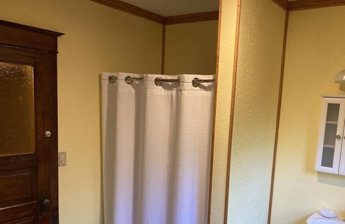 Glasgow House | Spacious Eastern Montana home close to Fort Peck Reservoir.