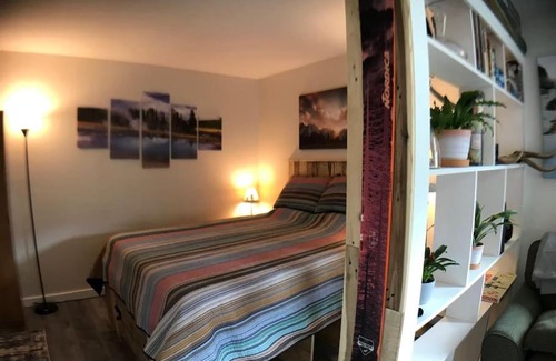 Big Sky Apartment | Sporty Mountain & Lake View 3rd Floor Studio