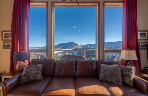 Livingston House | Stunning 360 Views on 20 Acres-Near Bozeman & YNP!