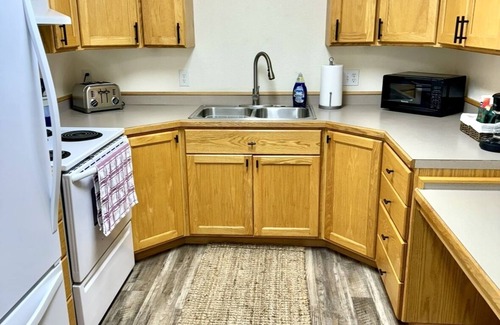 Lewistown House | The Townhouse