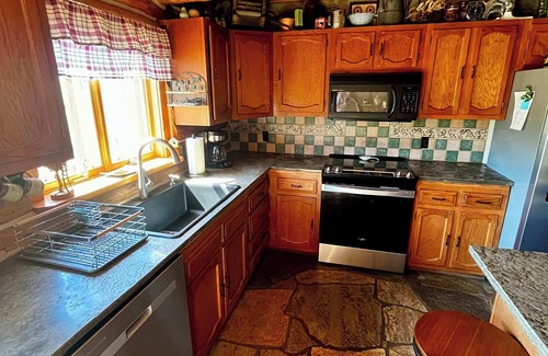 Bozeman House | Timberline Cabin Near Bozeman!