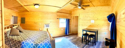 West Glacier Resort | Triple G’s Resort - Cabin 10