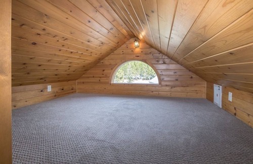 Big Sky Condo | Unique condo w/treehouse features, fireplace and fantastic location - Stillwater Skyhouse Escape