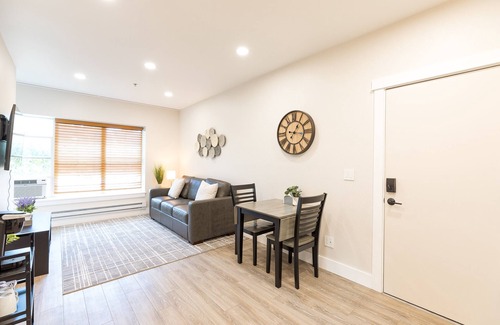 Great Falls Apartment | Updated 2 Bedroom Apartment