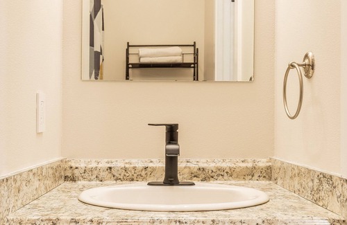 Great Falls Apartment | Updated One Bedroom Apartment