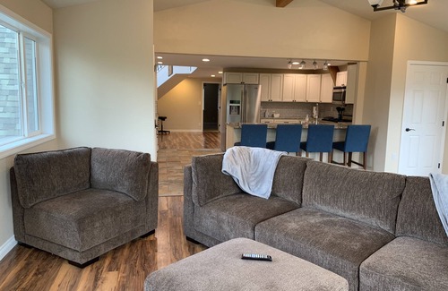 Miller Creek House | Well appointed residence with 3 bedrooms, 2.5 bath