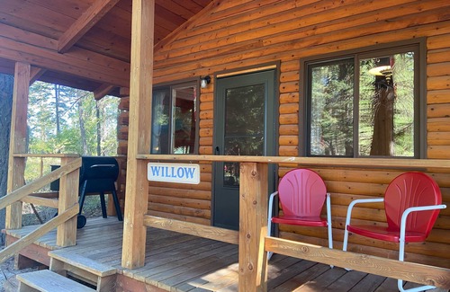Columbia Falls Cabin | Willow Cabin at Columbia Mountain Ranch❤