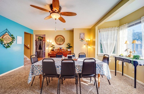 West Liberty House | 10 Mi to Mad River Mtn: Family-Friendly Retreat!